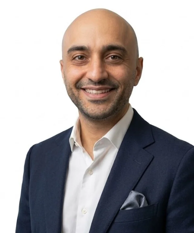 Sam Zavosh, Construction and Development